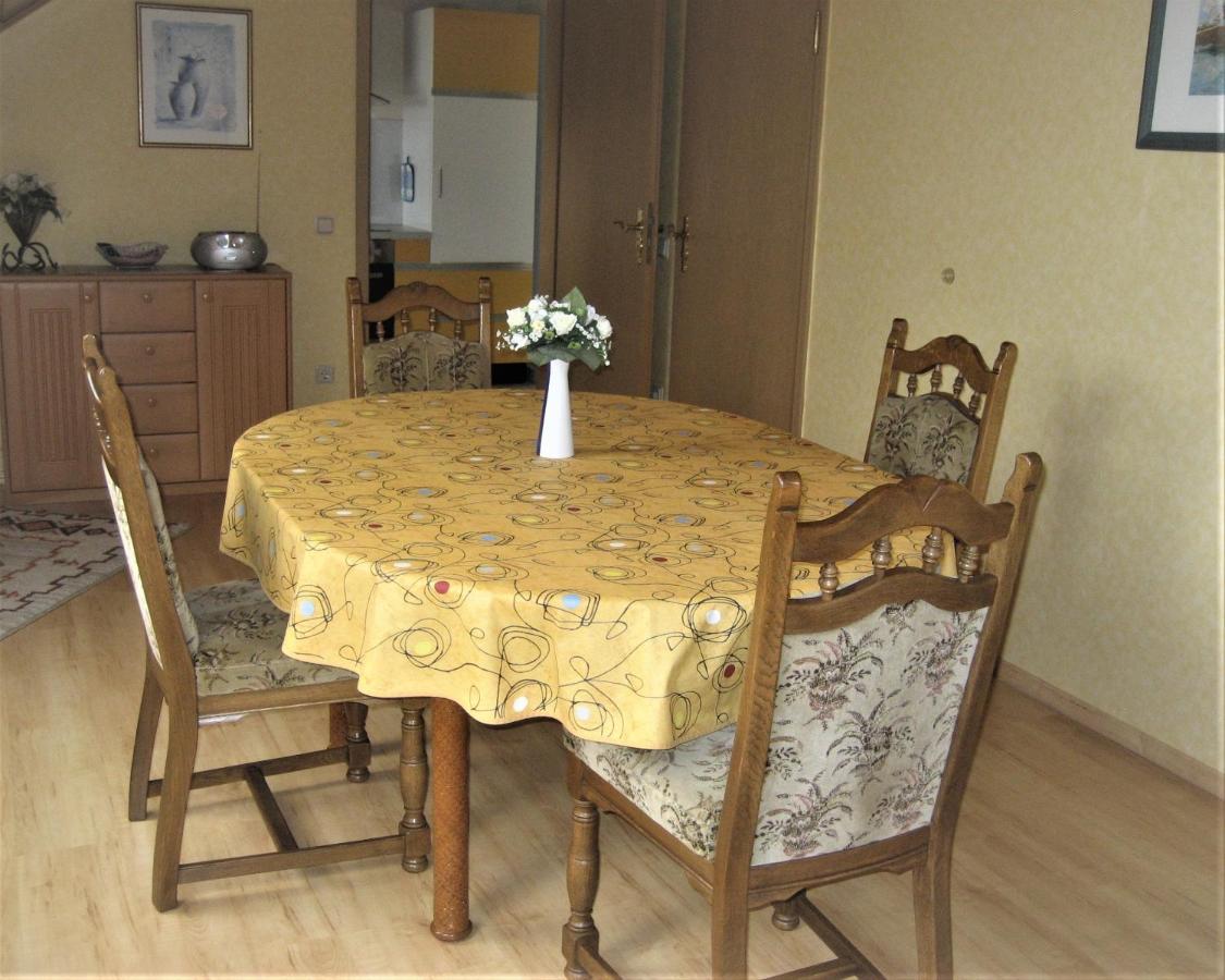 Ferienwohnung In Der Vulkaneifel Ulmen Esterno foto